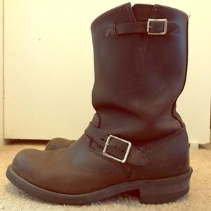 frye carter engineer boot